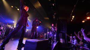 【ライブレポート】fuzzy knot、キズを迎えて“異種格闘技戦”ツーマン開催